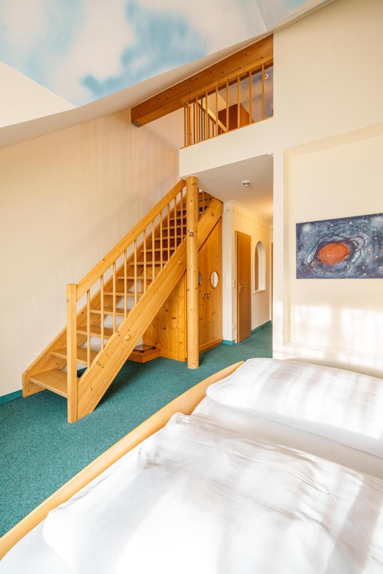 Koenig Ludwig Design Hotel Neu Zimmer Mit Sauna Oder Whirlpool Oder Mehr Altötting Dış mekan fotoğraf