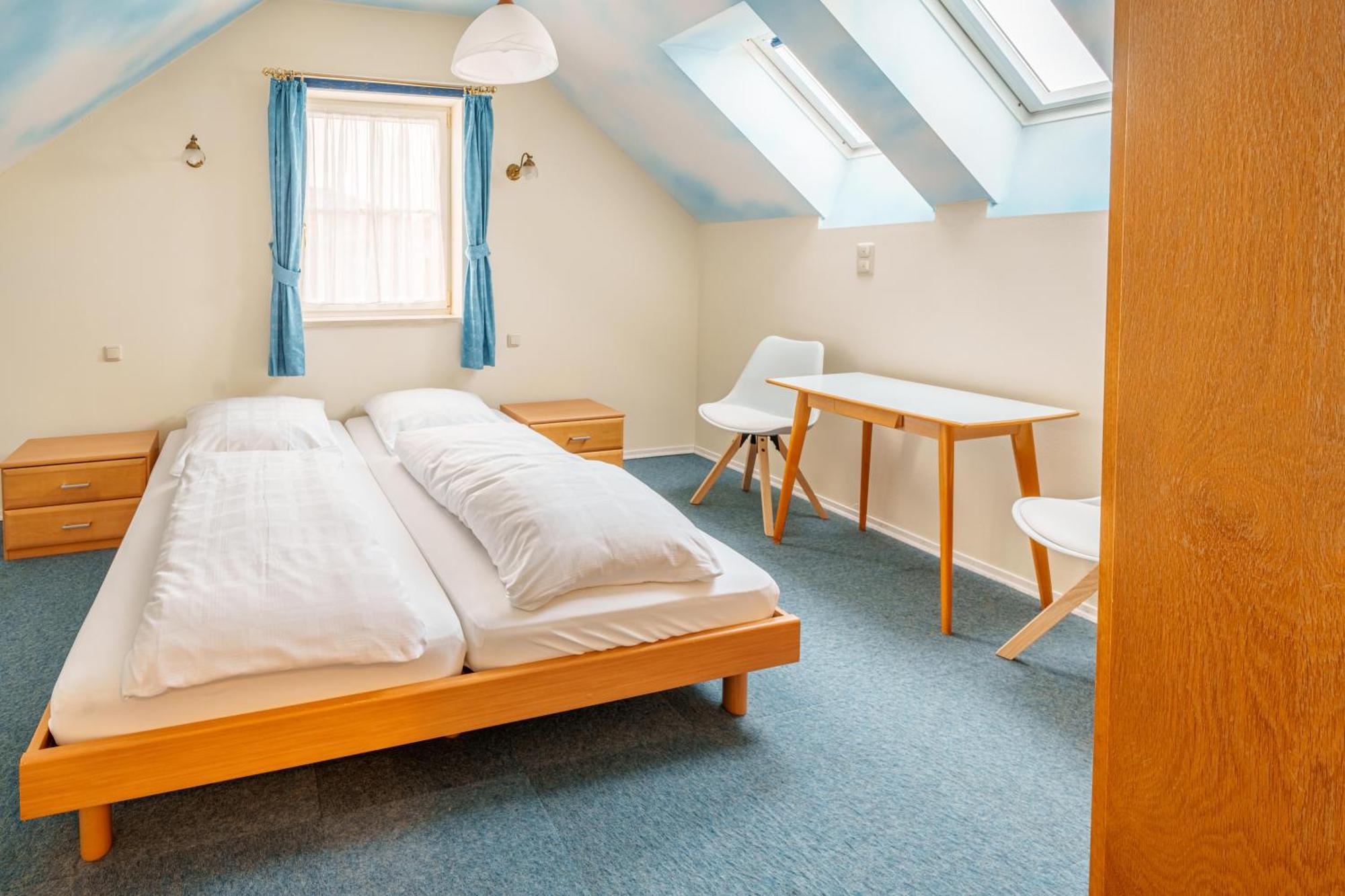 Koenig Ludwig Design Hotel Neu Zimmer Mit Sauna Oder Whirlpool Oder Mehr Altötting Dış mekan fotoğraf