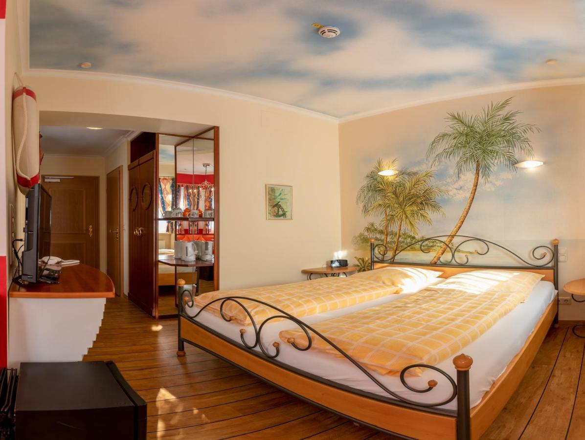Koenig Ludwig Design Hotel Neu Zimmer Mit Sauna Oder Whirlpool Oder Mehr Altötting Dış mekan fotoğraf